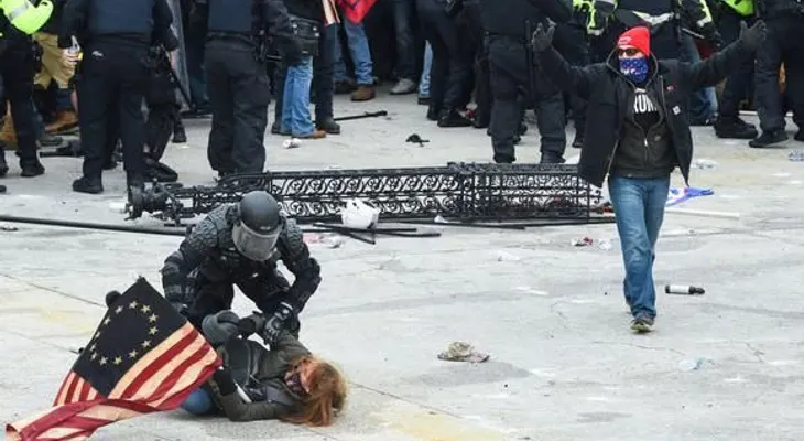 Resultado de asalto al Capitolio: Cuatro muertos y 14 policías heridos 