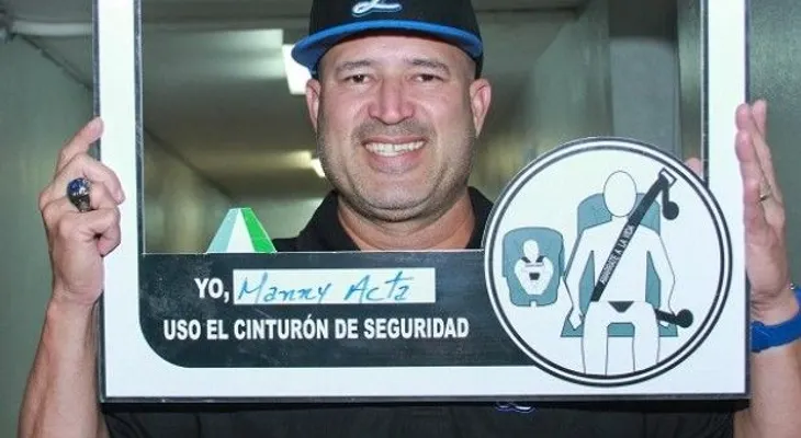 Peloteros y comunicadores respaldan "Semana Mundial de la Seguridad Vial"