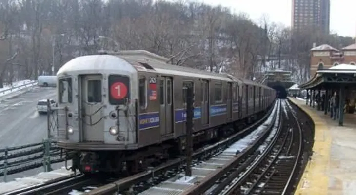 Suspenden servicio del tren Uno en la noche durante dos semanas en alto Manhattan
