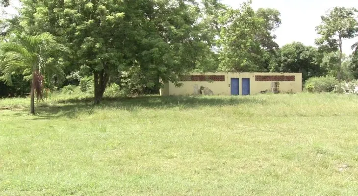 Dicen más de 600 niños serán afectados por falta de escuela en Los Alcarrizos
