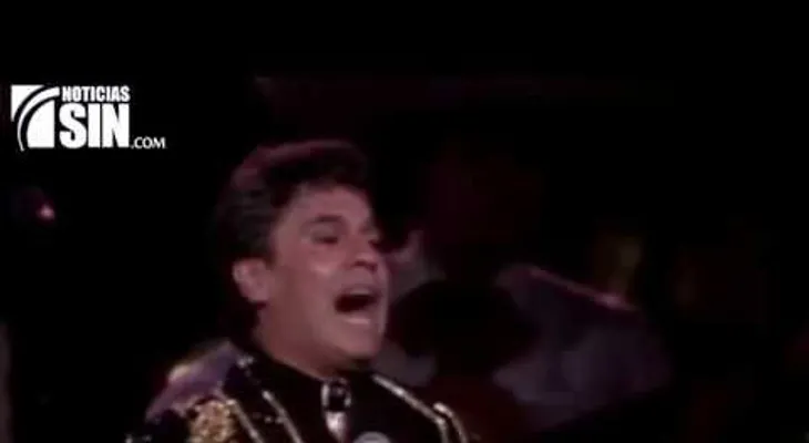 Latinoamérica continúa llorando la muerte de Juan Gabriel