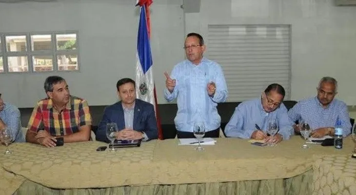 Buscan medidas para salir de veda a frutas y vegetales impuesta por EU