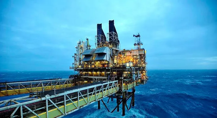 BP evacua parcialmente una plataforma en el Mar del Norte por riesgo de colisión con un barco