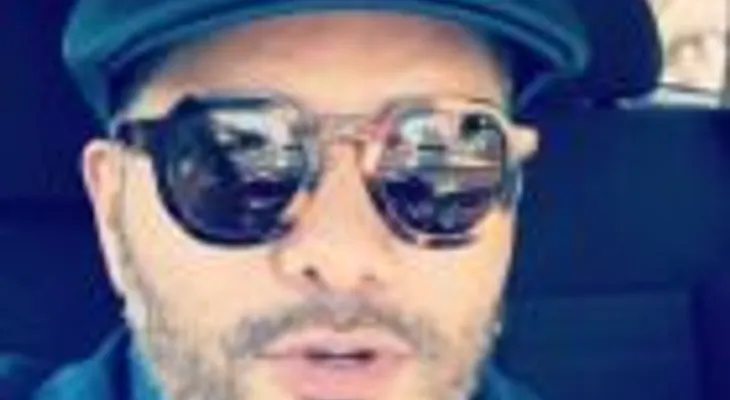 Pavel Núñez denuncia robo de carro