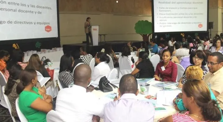 Intec capacitan cerca de 800 docentes 