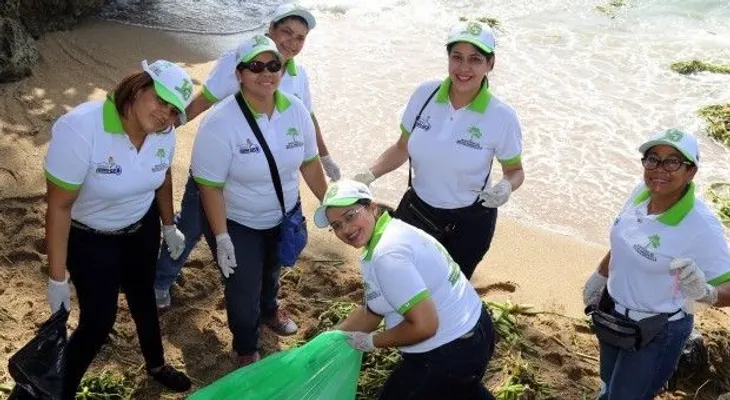 Celebran Día Mundial Limpieza de Playas, con jornada en todo el país