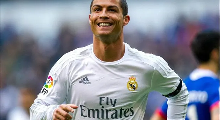 Cristiano Ronaldo elegido mejor jugador de Europa en temporada 2015-16
