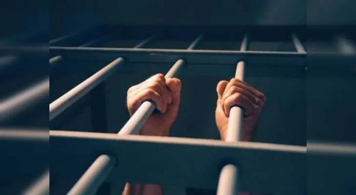 Hombre que había salido de la cárcel mata otro por celos 