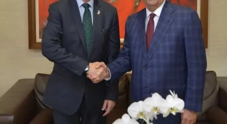 Valdez Albizu y embajador de Israel comparten posibilidad de impulsar la inversión entre ambos países
