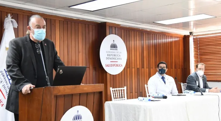 Ministerio de Salud supera récords en toma de muestras para COVID-19; tendencia a la enfermedad es estable