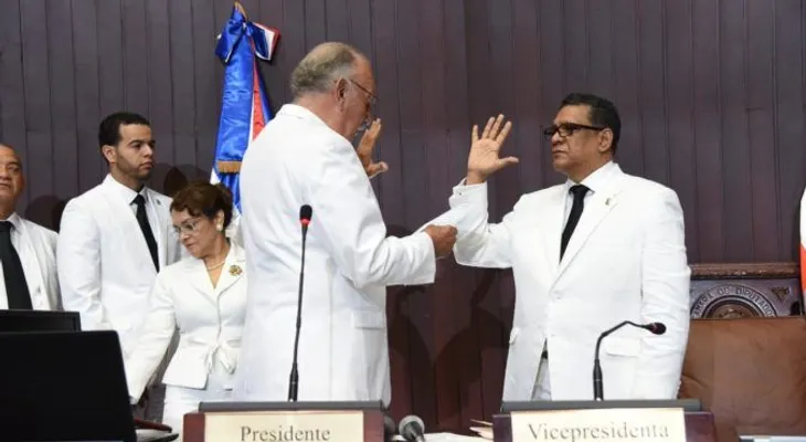  Cámara de Diputados escoge su bufete directivo y da inicio a su segunda legislatura 