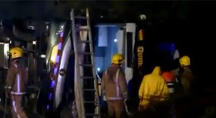 Al menos 17 muertos por choque de autobús con una roca en Bolivia