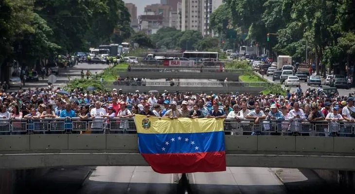 ¿Por qué la oposición en Venezuela quiere que el revocatorio se realice en 2016?