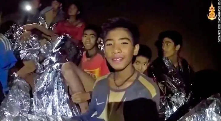 Los padres de los niños de Tailandia no les han dicho si sus hijos han sido rescatados