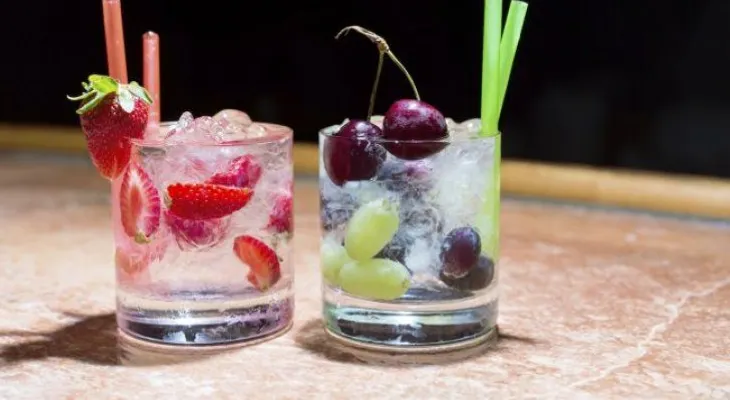 Una deliciosa receta de mojito de fresa que debes probar 