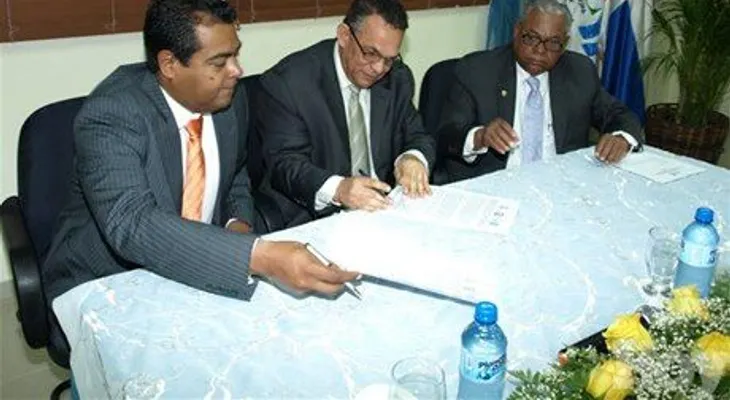 MAP y ARL asumen compromiso de mejorar calidad de servicios a afiliados