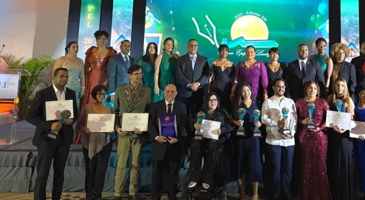 Adompretur premia lo mejor del periodismo turístico en PEL 2025