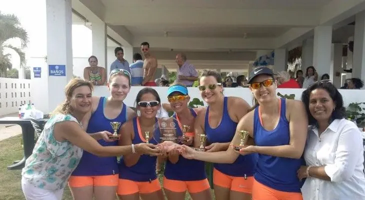 Body Shop y Naco campeones torneo voleibol playero en Cabamar