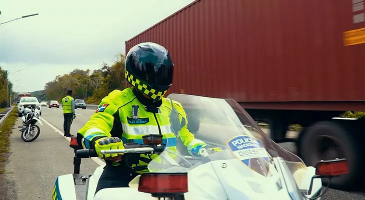 DIGESETT presenta audiovisual sobre técnicas de manejo de motocicletas de alto cilindraje aprendida en España y aplicada en el país para fortalecer la seguridad vial
