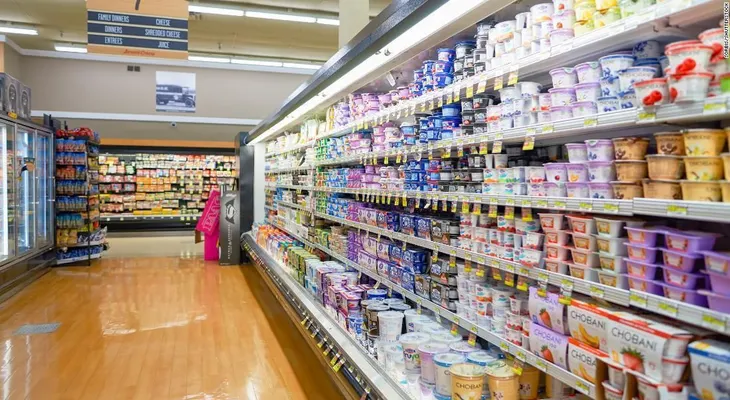 Ciertos yogures no son tan saludables: pueden tener tanta azúcar como una bebida azucarada