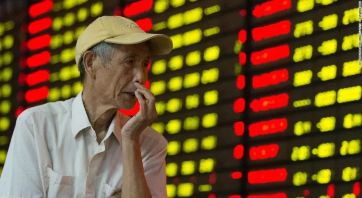 Los mercados en China abren de nuevo con una fuerte baja