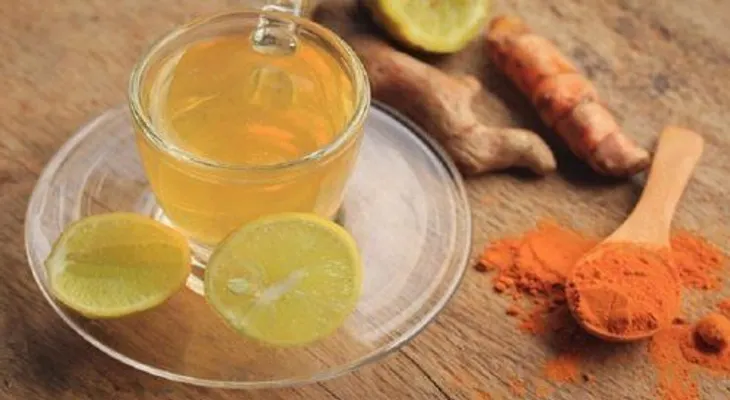 Limonada de cúrcuma para prevenir el cáncer