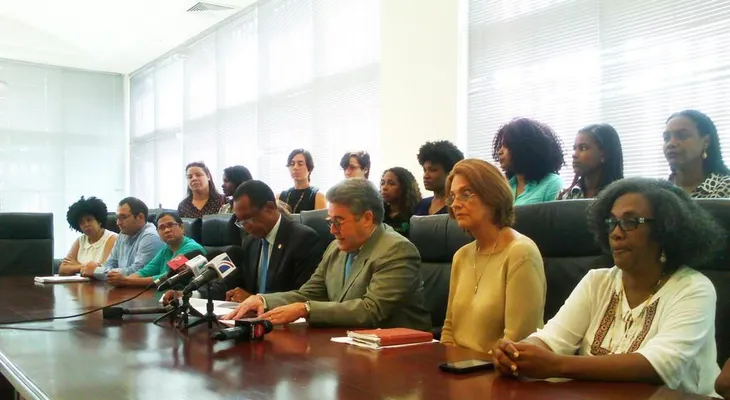 Coalición por los Derechos de la Mujer piden al Senado legalizar el aborto