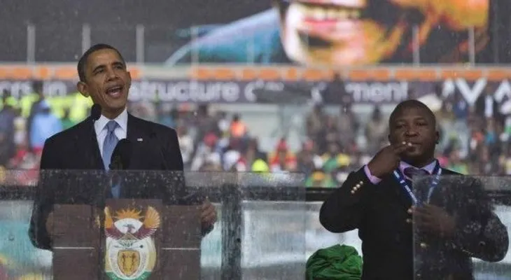Falso intérprete en funeral de Mandela participó en linchamiento
