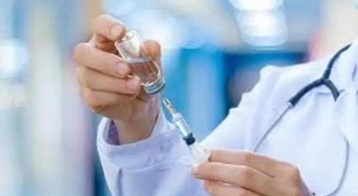Un niño inmunodeficiente reabre en Italia el debate sobre los antivacunas