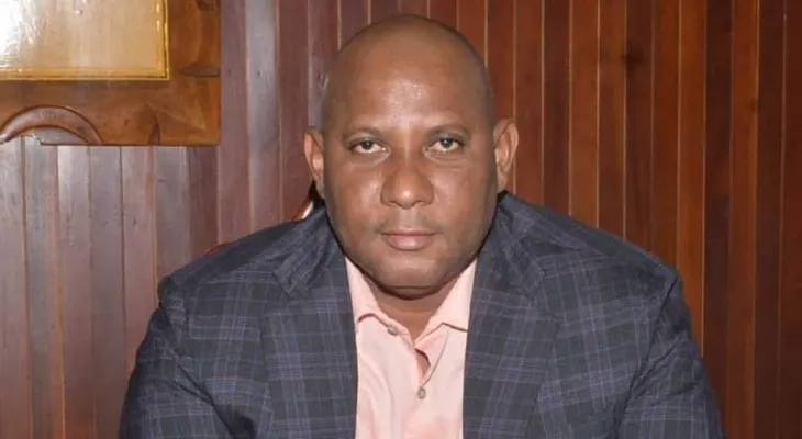 Dicen que regidor Faustino Ávila (Negro Tongolo) enviaba drogas en lanchas rápidas a PR; ordenan su arresto