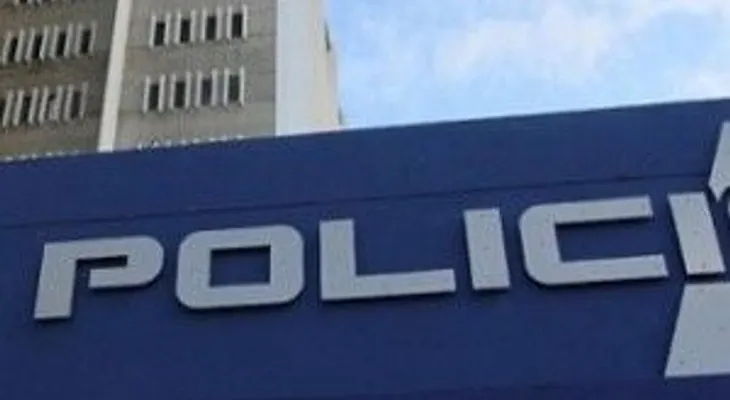 Puertorriqueño mata un hombre y lo lleva a estación policial 