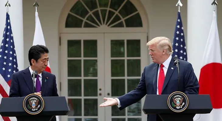 Trump amenaza en forma sarcástica con enviar "25 millones de mexicanos" a Japón
