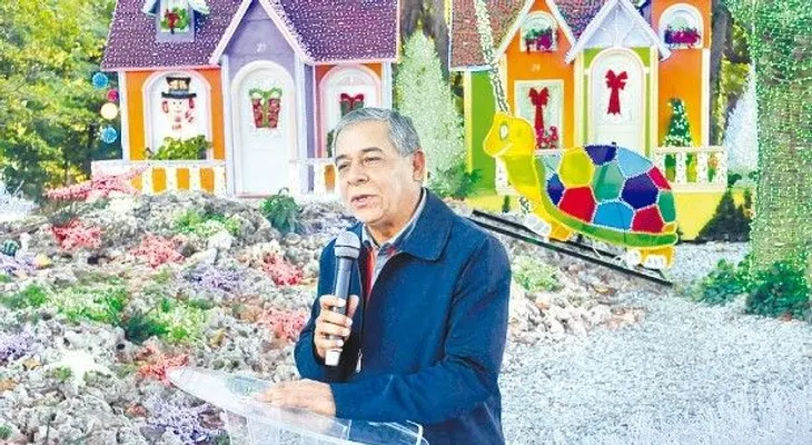 Brillante Navidad apaga sus luces 