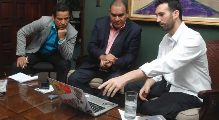 Karim dice la ciudad puede cambiar la basura por oro