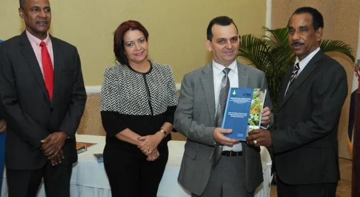 Agricultura pone manuales para análisis de riesgos de plagas