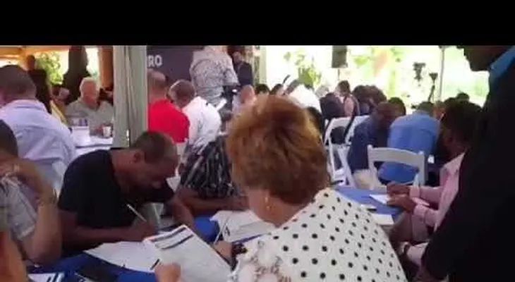 Andrés Navarro propugna por una verdadera democracia participativa