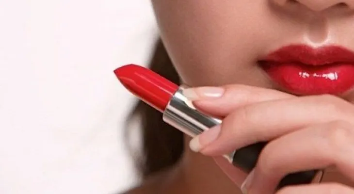 Estos son los productos de belleza que debes dejar de usar