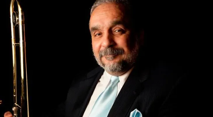 Willie Colón insulta y maltrata a periodista dominicano