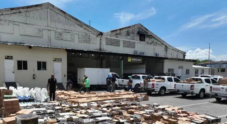 Desmantelan fábrica clandestina de bebidas alcohólicas adulteradas en San Cristóbal