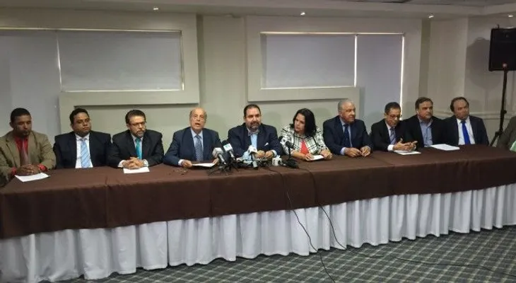 Sector empresarial y sociedad civil analizan retiro oposición del diálogo político