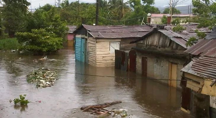 Unas 23,613 personas fuera de sus casas por lluvias; 58 acueductos y 14 puentes fuera de servicio