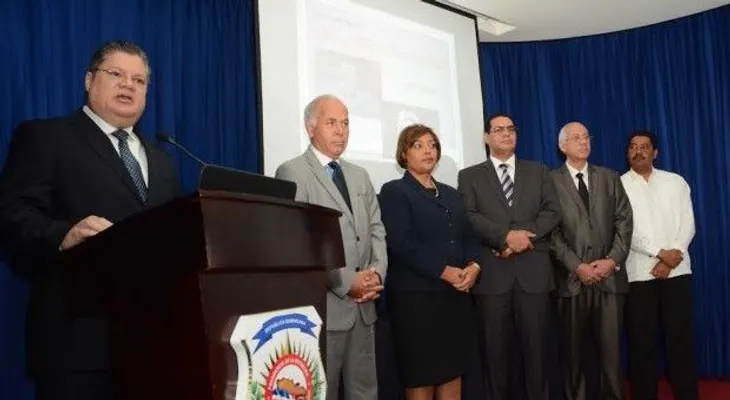 Venderan en subasta bienes decomisados a Figueroa Agosto