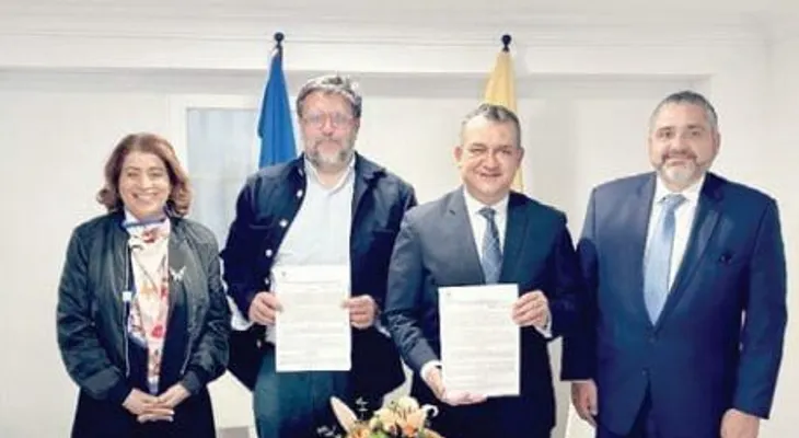 La JCE y la Universidad Complutense de Madrid firman acuerdo