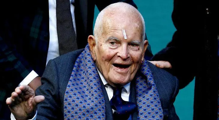 Muere a los 88 años, Ian Holm, el actor de "Alien", "Carros de fuego" y "El Señor de los Anillos"