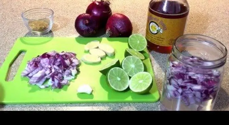 Un remedio super efectivo de cebolla: elimina tos, flema y mocos 