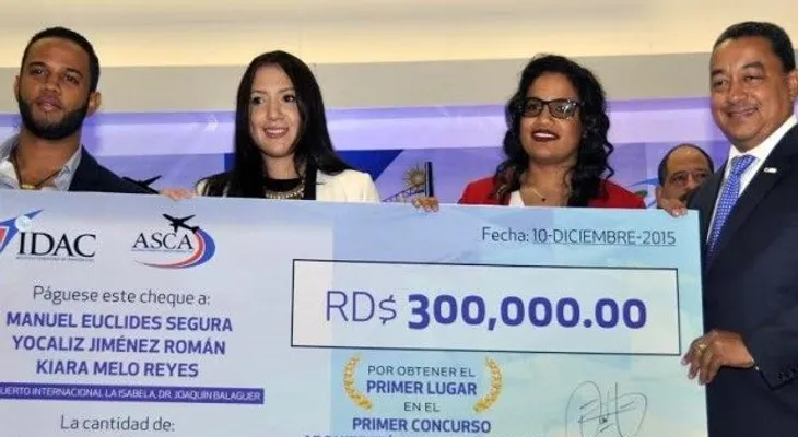 Entregan premios a ganadores Primer Concurso Arquitectónico de Aeropuertos Dominicanos