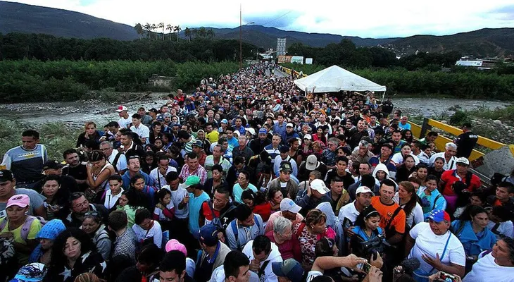 Colombia y Venezuela no habilitarán más pasos temporales en la frontera