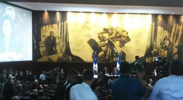 Inicia Asamblea Nacional Revisora