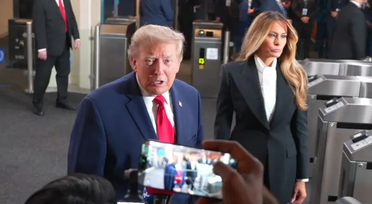 Trump increpa a periodista de CNN durante Asamblea General de la ONU: "No deberían estar cubriendo esto"
