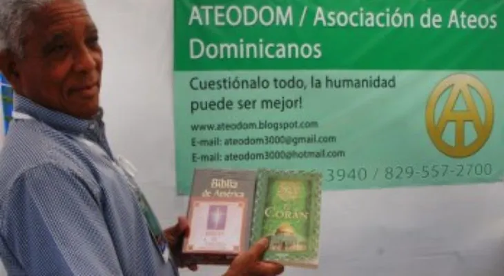 Ateos se revelan porque sus libros no estarán en Feria del Libro
